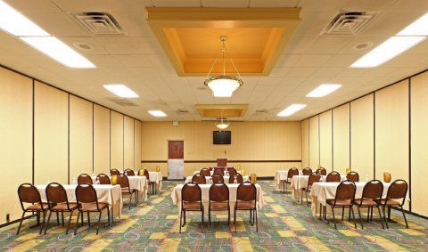 Holiday Inn جونزبورو المرافق الصورة