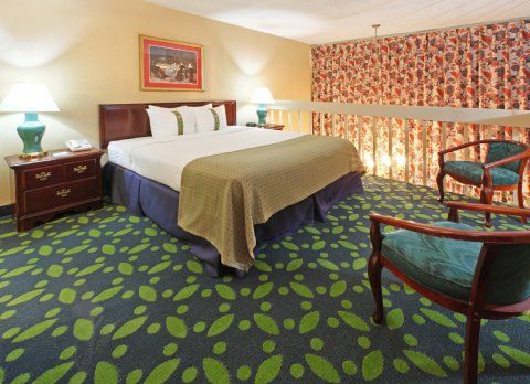 Holiday Inn جونزبورو الغرفة الصورة