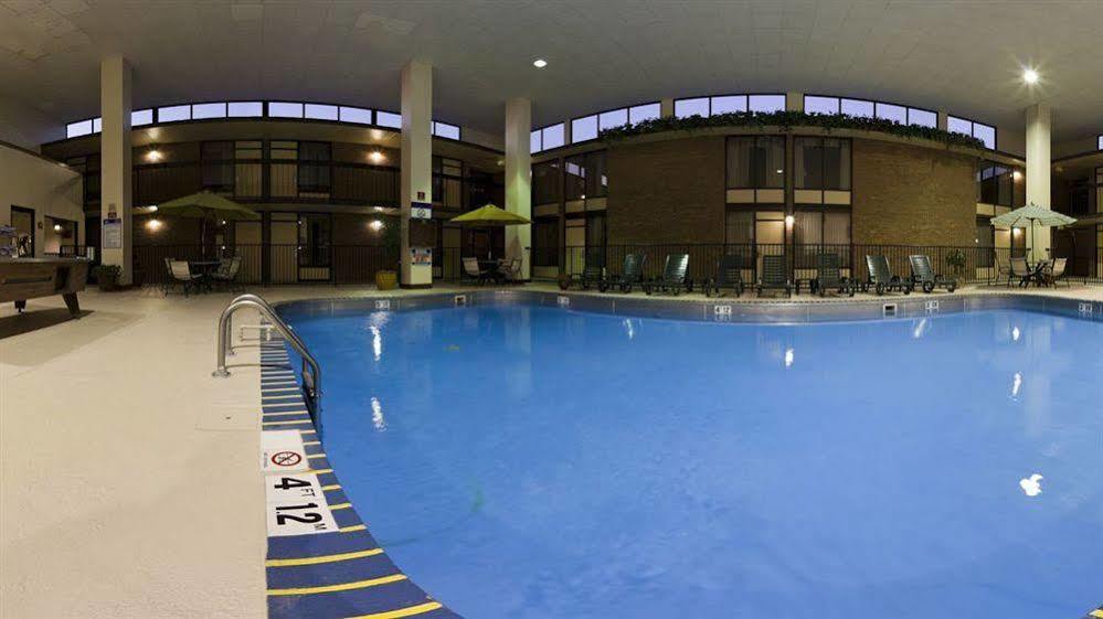 Holiday Inn جونزبورو المظهر الخارجي الصورة